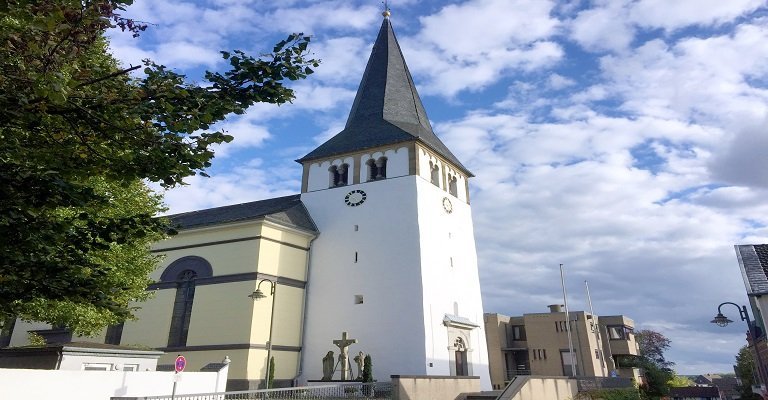 Kirche Sieglar (c) Kirchengemeinde St. Johannes Troisdorf